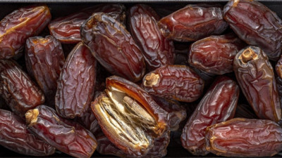 Hurma çekirdeğini çöpe attığınız için bin pişman olacaksınız: Duyan tüm çekirdekleri teker teker saklayacak