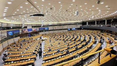 Avrupa Parlamentosu "Yapay Zeka Yasası"nı onayladı