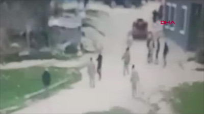 Dehşet anları kamerada! Şanlıurfa'da babanın öldüğü, oğlunun yaralandığı silahlı kavganın görüntüleri ortaya çıktı