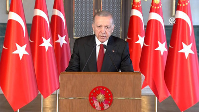 Cumhurbaşkanı Erdoğan: Deprem bizi beklemiyor. Şehirlerimizi depreme dayanıklı hale getirmek için acele etmeliyiz