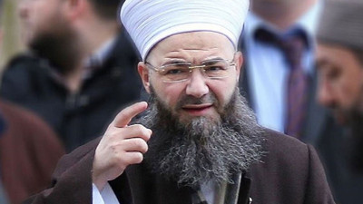 Cübbeli Ahmet'ten Yeniden Refah'ı kızdıracak açıklama. Yeniden Refah'a ve Saadet'e oy vermek caiz değildir dedi