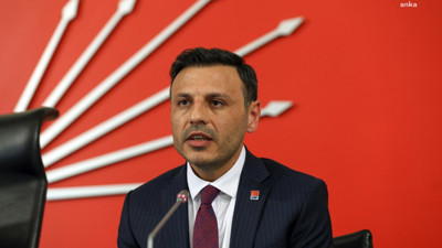 CHP İstanbul İl Başkanı Özgür Çelik: "Verileri titizlikle inceliyoruz oy sayılana ve tutanak altına alınana kadar görevimizin başındayız"