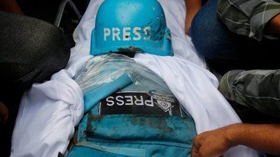 Gazze Hükümeti duyurdu: 7 Ekim’den bu yana öldürülen gazeteci sayısının 137’ye çıktı