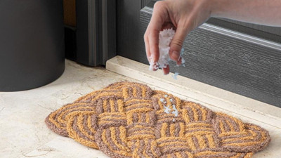 Dış kapının önüne bir tutam tuz serptiğinizde... Etkilerini öğrenince bir koşu tuz serpmeye gideceksiniz