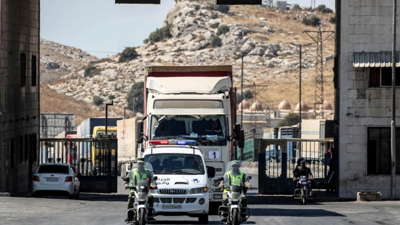 Gazze'ye günlük 300 yardım TIR'ı mı giriyor? Filistin hükümeti o iddiayı yalanladı: Günlük ortalama 163 TIR'lık yardım geliyor