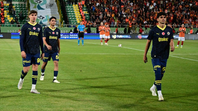Son Dakika... Süper Kupa'da beklenen oldu. Fenerbahçe maçın ilk dakikasında sahadan çekildi