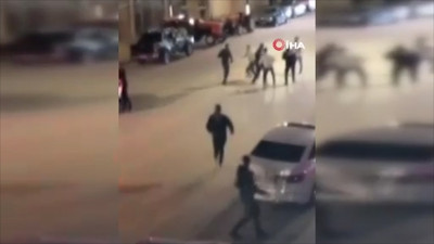 Çorum'da yol verme kavgasında ortalık savaş alanına döndü! 3 kişinin yaralandığı anlar kameraya böyle yansıdı