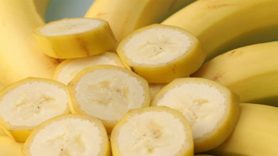 Muzu kabuğuyla yiyin o dertten kurtulun: Meğer asıl şifa kabuğundaymış. Muzu kabuğuyla yemek neye iyi gelir?