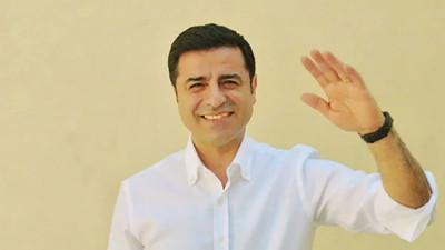Selahattin Demirtaş'tan tarihi çağrıya destek: Barışın yanında olalım