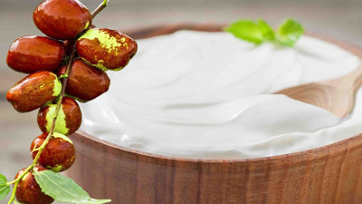 Yoğurdun içine ekleyip kaşık kaşık yiyin: Yoğurda hünnap ekleyip yiyince o sorun kökten çözülüyor. Hünnaplı yoğurt neye iyi gelir?