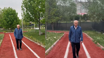 MHP'nin sosyal medya hesabından dikkat çeken video. Bahçeli Ferdi Tayfur'un şarkısı eşliğinde yürüyor: Söyleten Sensin