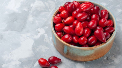 Demir gibi güçlü kemiklerin sırrı bulundu: Günde 3 tane yemeniz yeterli. Hafızayı güçlendiriyor, beyni geliştiriyor. Faydalarını öğrenen pazarın yolunu tutacak