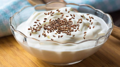 Yoğurda 1 kaşık ekleyip kaşıklayın: Keten tohumlu yoğurdun faydasını duyan mutfağa koşacak. Keten tohumlu yoğurdun faydaları nedir?