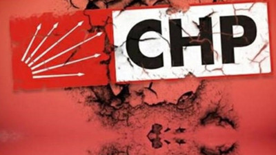 CHP'de toplu istifa depremi! İlçe  yönetimi istifa etti. İstifa dilekçelerini elden teslim ettiler