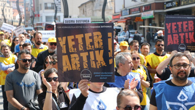 Yüzlerce öğretmen eğitimde şiddete karşı ülkenin dört bir yanında yürüdü