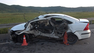 Muş'ta katliam gibi kaza: Çok sayıda ölü ve yaralı var. İki otomobil çarpıştı. Can pazarı yaşandı