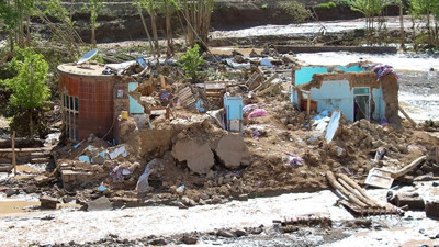 Resmen felaket: Ölü sayısı 400'e yaklaştı