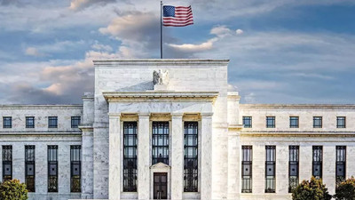 Fed tutanaklarında faiz ve enflasyon mesajı: Beklenenden daha uzun sürebilir