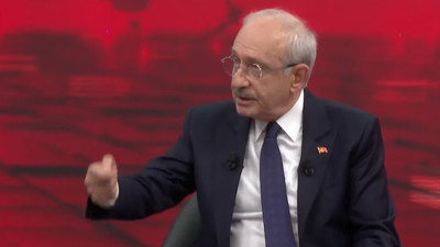 Kemal Kılıçdaroğlu partisine sitem etti. Meral Akşener'e karşılaşınca soracağı soruyu canlı yayında açıkladı. Özgür Özel'e devir teslimde ne dedi? Ümit Özdağ'a verdiği koltuklar... Adaylık açıklaması