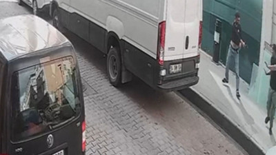 Fatih'te dehşet anları kamerada! Konuşmak için çağırdığı husumetlisini böyle vurdu