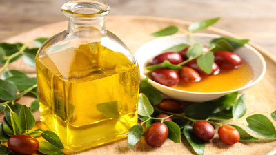 Aktarlarda yok satan yağ bulundu: Jojoba yağının öyle bir faydası varmış ki duyan aktara koşacak. Jojoba yağının faydaları nedir?