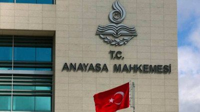 Anayasa Mahkemesi, rektörlerin Cumhurbaşkanı tarafından atanmasının anayasaya aykırı olduğuna hükmetti