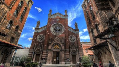 İstanbul'un en ünlü kiliseleri! İstanbul'da kaç tane kilise var, en büyük kilise nerede? İstanbul'un tarihi kiliseleri...