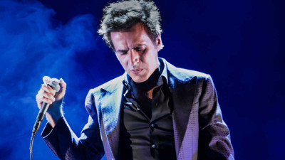 Teoman'dan Instagram itirafı: Kadınları vazo seyreder gibi seyrediyorum