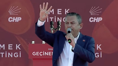 CHP asgari ücret kararını açıkladı. İşte milyonlarca çalışan için hükümetten istenen zam oranı... Özgür Özel Kocaeli'deki 'Geçinemiyoruz' mitinginde konuştu. Erken seçim kararını duyurdu