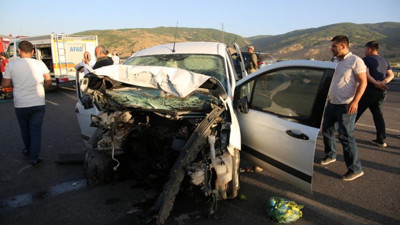 Muş'ta trafik kazası. Hasköy ilçesindeki kazada bir ölü, bir ağır yaralı