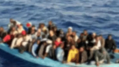 Tekne faciası! Nehirde tekne alabora oldu; 19 kişi hayatını kaybetti