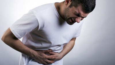 Aniden başlayan karın ağrısına dikkat: Sandığınızdan çok daha tehlikeli. Aniden başlayan şiddetli karın ağrısı neye işaret eder?