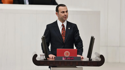 Seyithan İzsiz kimdir, kaç yaşında, nereli? AK Parti'ye katılan milletvekili Seyithan İzsiz hangi görevlerde bulundu?