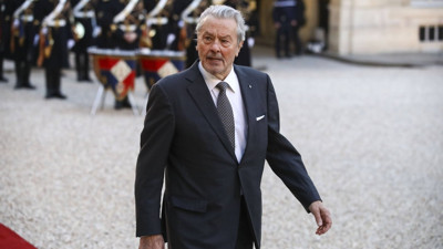 Ünlü Fransız aktör Alain Delon 88 yaşında hayatını kaybetti