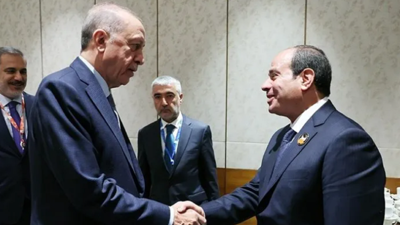 Mısır Cumhurbaşkanı Sisi Ankara'ya geldi: Külliye'ye aynı araçla geçtiler. Ortak basın toplantısı yapıldı. Sisi'den Erdoğan'a dikkat çeken hitap