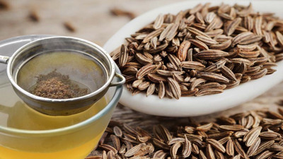 Ilık suya kimyon katıp için: Kimyon suyu içmek neye iyi gelir?