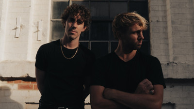 Dünyaca ünlü "You" dizisinin müziğini yapan Breathe ilk kez Türkiye'de! 