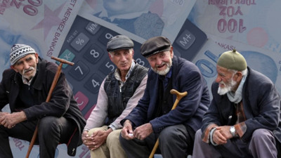 Emeklilik yaşı 4 yıl birden düştü! EYT hesapları değiştirdi