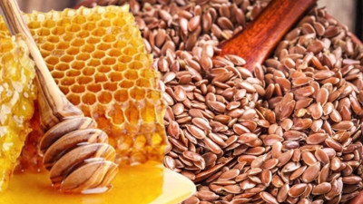 Keten tohumu bal ile saçları güçlendirmek mümkün: Keten tohumu bal karışımının saça olan faydaları nelerdir?