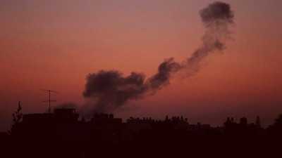 Suriye'de patlama sesleri: İsrail, Humus kentini vurdu