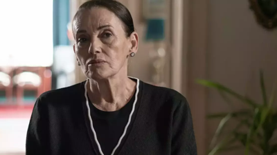 Nur Sürer kimdir, kaç yaşında, nereli? Altın Portakal Film Festivali’nde “En İyi Kadın Oyuncu Ödülü”nü kazanan Nur Sürer hangi dizilerde oynadı?