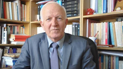 İstanbul Barosu'nda seçim sonuçlandı. Prof. Dr. İbrahim Kaboğlu yeni başkan oldu