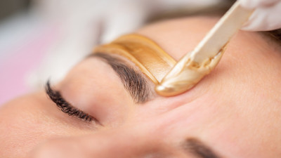 Yüzüne ağda yaptıranlar aman dikkat: Yüze ağda yaptırmanın zararı ortaya çıktı