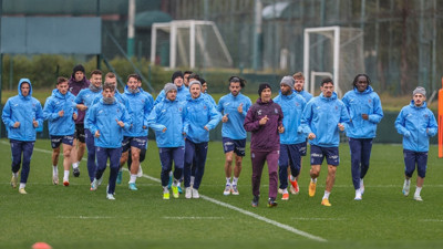 Çaykur Rizespor mağlubiyeti sonrası taşlar yerinden oynadı. Trabzonspor'da dört yıldız kadro dışı bırakıldı