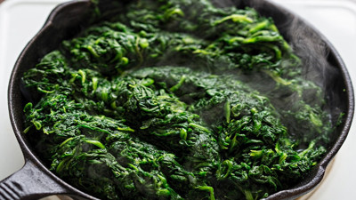 Ispanağın zararları nedir, ne zaman yenmez? Ispanak kimler yememeli?