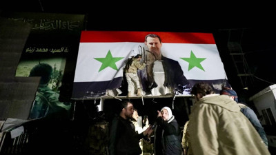 Halep'in büyük bölümü ele geçirildi! Suriye'de sıcak saatler: Rusya harekete geçti