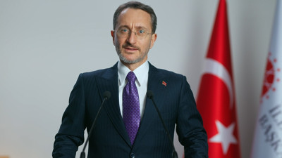 Fahrettin Altun'dan Yunanistan'a dostluk eli: Destek vermeye sonuna kadar hazırız