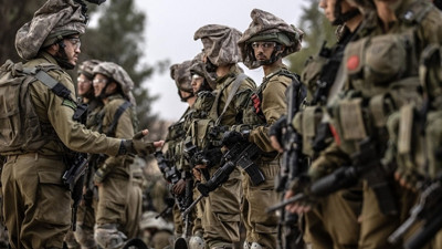 Tel Aviv yönetimi, bu ay içinde Hamas'la esir takası peşinde