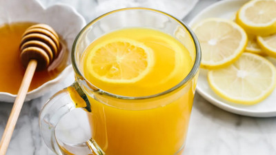 Araştırmalar kanıtladı: Soğuk algınlığına doğal reçete bal ve limondaymış