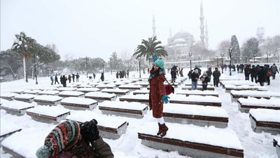 FLAŞ! Kar İstanbul'un Kapısına Dayanıyor. Profesör Doktor Orhan Şen tarih Verdi